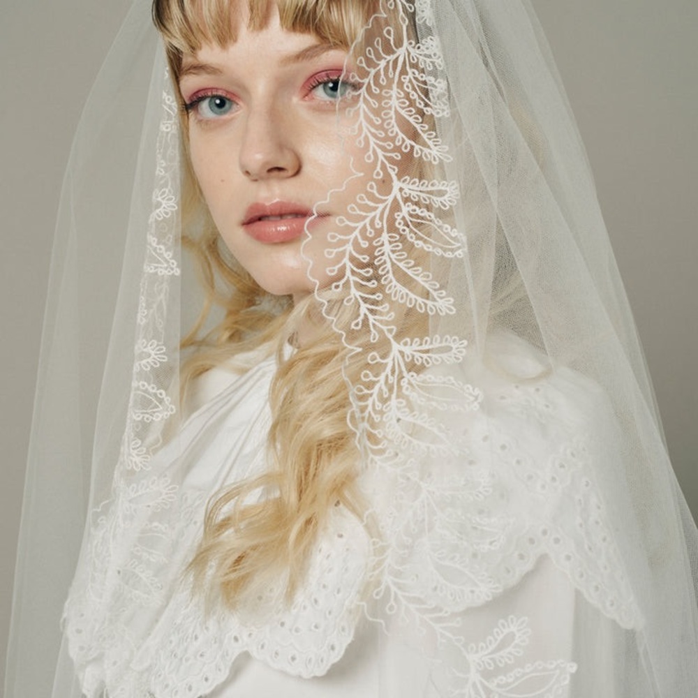 Cathedral wedding veil
